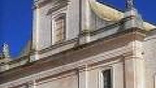 マドリーチェ ディ サン ニコラ パターラ教会 (チステルニーノ)