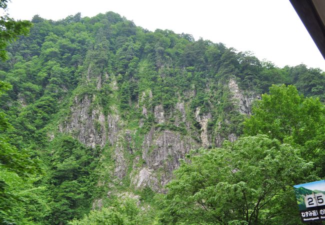 ねずみ返しの岩壁 クチコミ アクセス 営業時間 宇奈月 黒部峡谷 フォートラベル ねずみ返しの岩壁 クチコミ アクセス 営業時間 宇奈月 黒部峡谷 フォートラベル