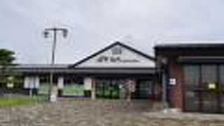 小ぶりのパーキングエリア