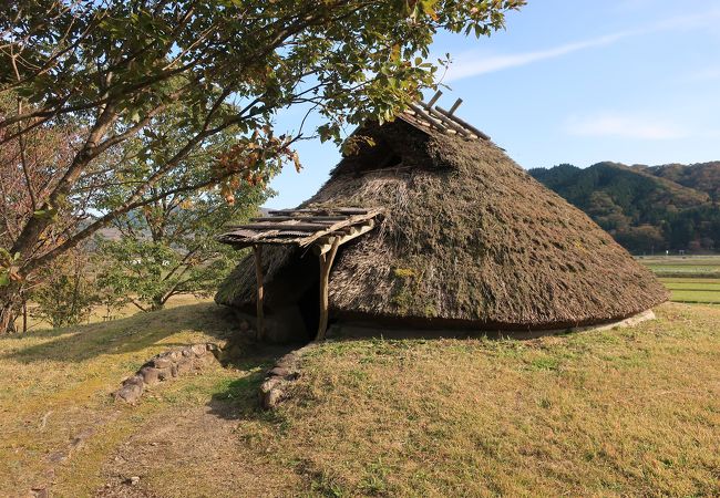 清流が流れる公園