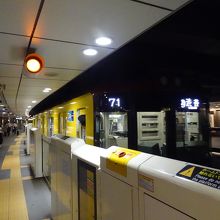 上野駅と1000系電車