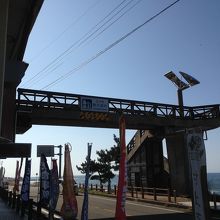 展望台への歩道橋