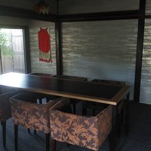 奥にある個室です