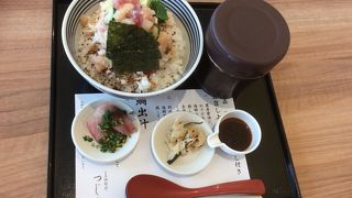 日本橋海鮮丼 つじ半 ららぽーと立川立飛店