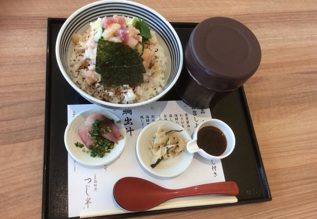 日本橋海鮮丼 つじ半 ららぽーと立川立飛店