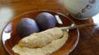 北野天満宮の門前、とろける粟餅