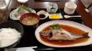 2020年11月２日現在、「来萩定食」は取扱いを終了したようです