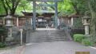 かなり立派なお社です