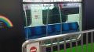 2020年11月８日現在、10分おきの運転の為か前寄り車両を中心に混みやすい傾向でした