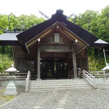 極寒地仕様の社殿