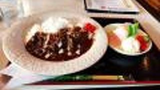 ハヤシライスもう一歩パンチがほしい