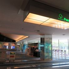 穴場の映画館です