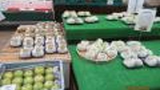 山の中の休憩所です