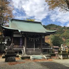 神社の本殿