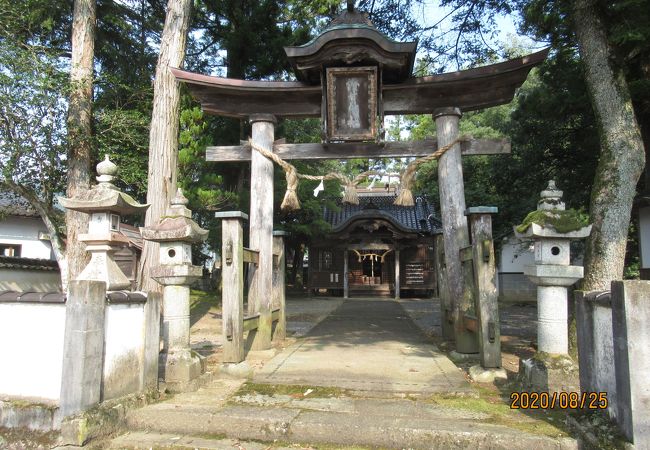 ふるい古い神社