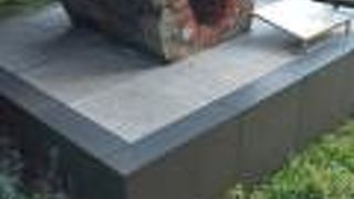 横浜都市発展記念館の中庭の展示物