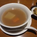 薬膳スープが香港そのものの味で感動！