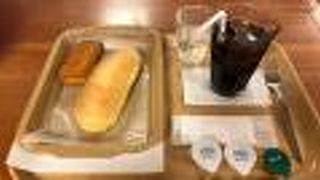 イートインスペースも広い！