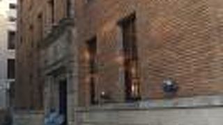 横浜の昔ながらのビル