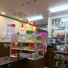 小姐さんは親切な方々でした。