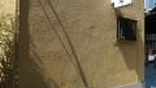 法善寺エリアにあります