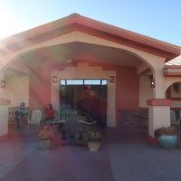 ローワーアンテロープキャニオンまで車で１５分