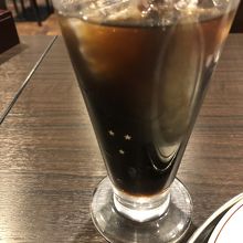 ソフトドリンクも付いてる