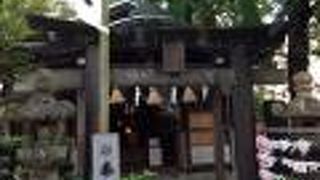 男女のニ神を祀る