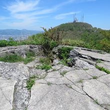函館港がよく見える入江山観測所跡