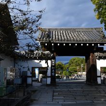 知恩院さんの南門