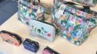 こちらもハワイに行くたびに立ち寄るお店