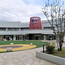 館内案内板が見づらい