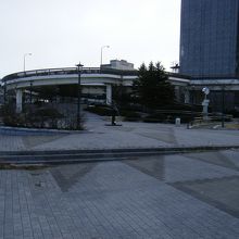 ふれあいイカ広場