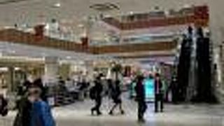 武蔵小杉駅前の大型ショッピングモール