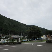 紀伊半島の山間部、いわゆる秘境にあります