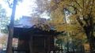 景徳院の境内、甲州館の後ろに建てられました。