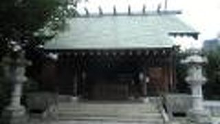 陶製の扁額は珍しい