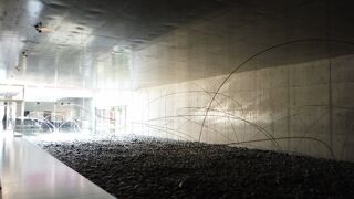 奈義町現代美術館