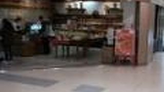 カフェに持ち込めます