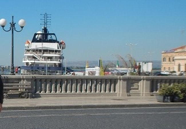 サンタ ルチア橋
