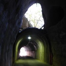 ２階建てトンネル
