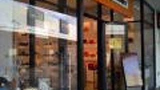 有名百貨店にて