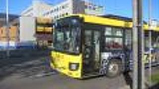 地元密着の黄色いバス