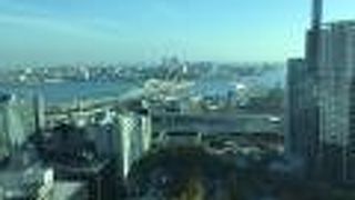 殆ど観光客も見掛けない。