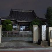 高崎駅の西側に位置する日蓮宗のお寺