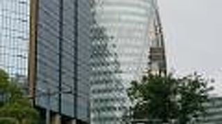 名古屋駅前の変わった形の高層ビル