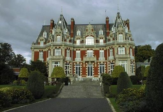 セピア色の思い出：ドロイトウィッチの古城ホテル（フランス風マナーハウス）に泊まる