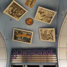 こちら側に並びます