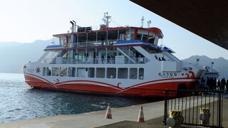 宮島に渡るフェリー