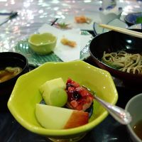 お腹いっぱいでお蕎麦残してごめんなさい（デザートは食べた）